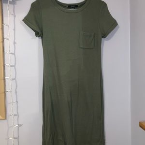 ❌SOLD❌ 
army green bodycon t-shirt dress